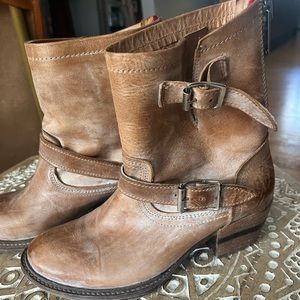 Freebird boots, size 7.